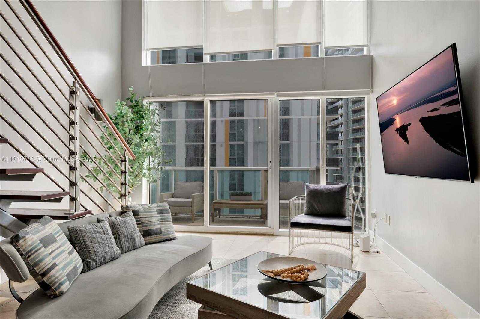 Small Image of 41 SOUTH EAST 5TH ST #1212, Miami Number 14