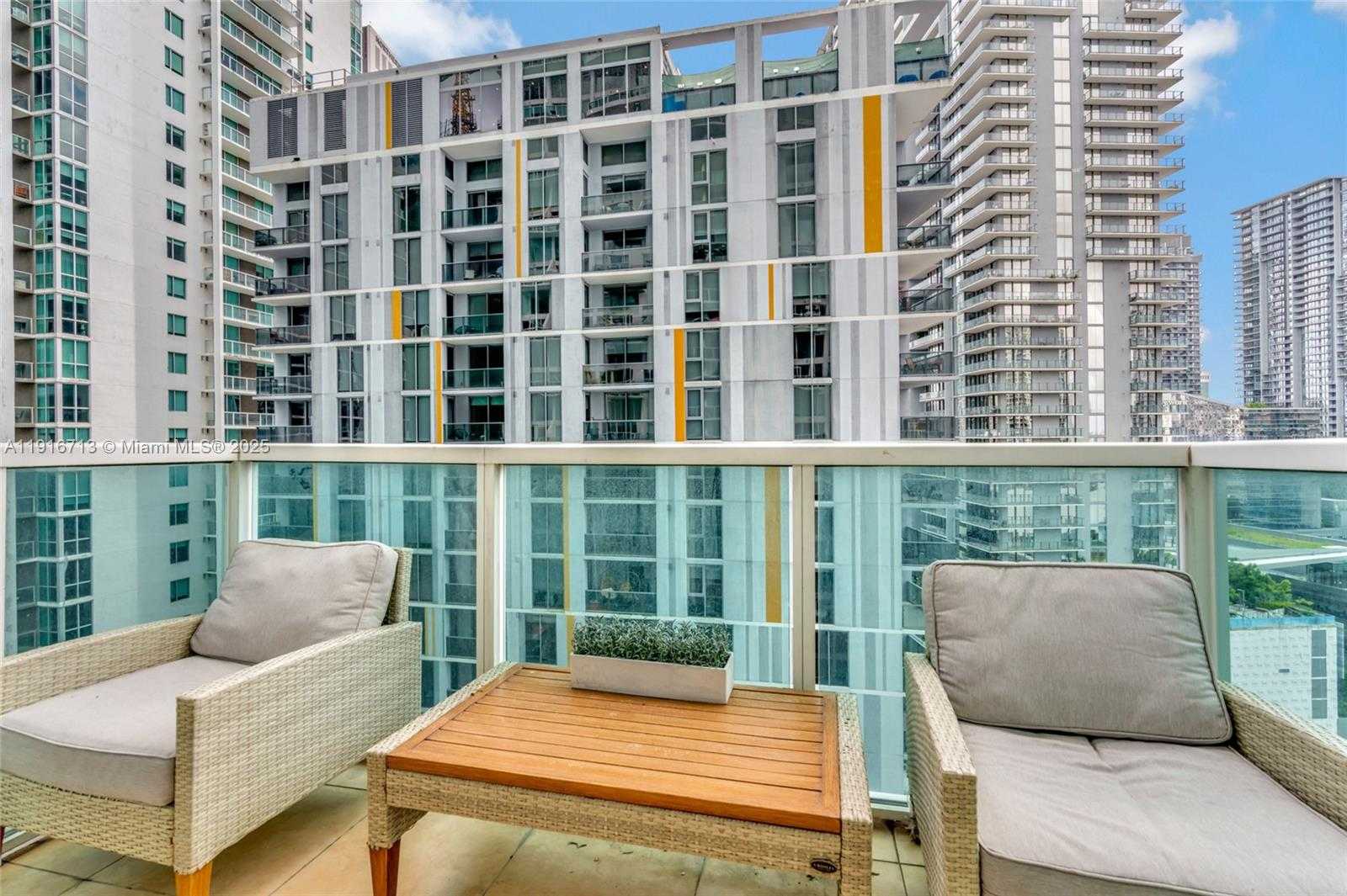 Small Image of 41 SOUTH EAST 5TH ST #1212, Miami Number 4