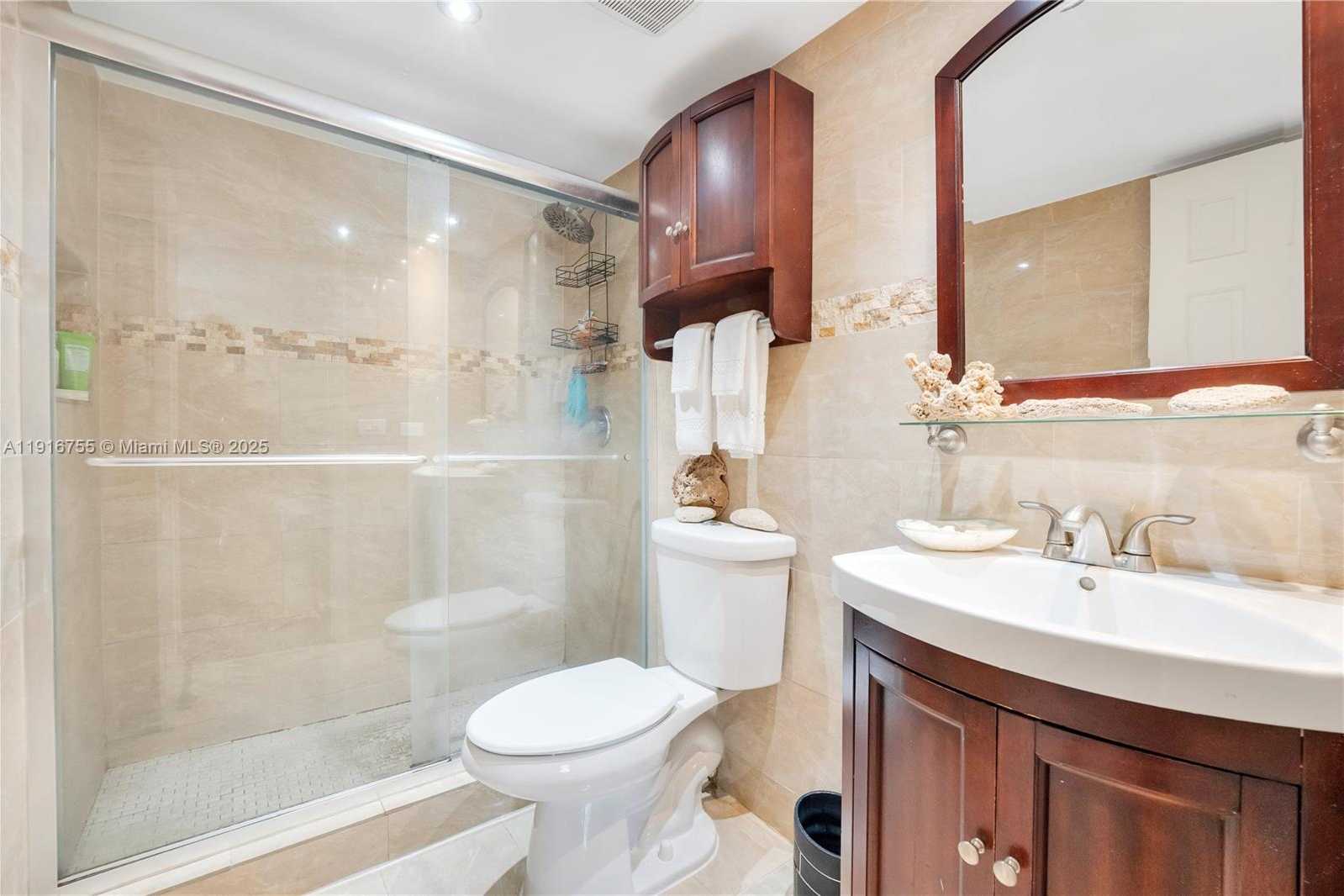 Small Image of 4705 NORTH WEST 7TH ST #101-7, Miami Number 14