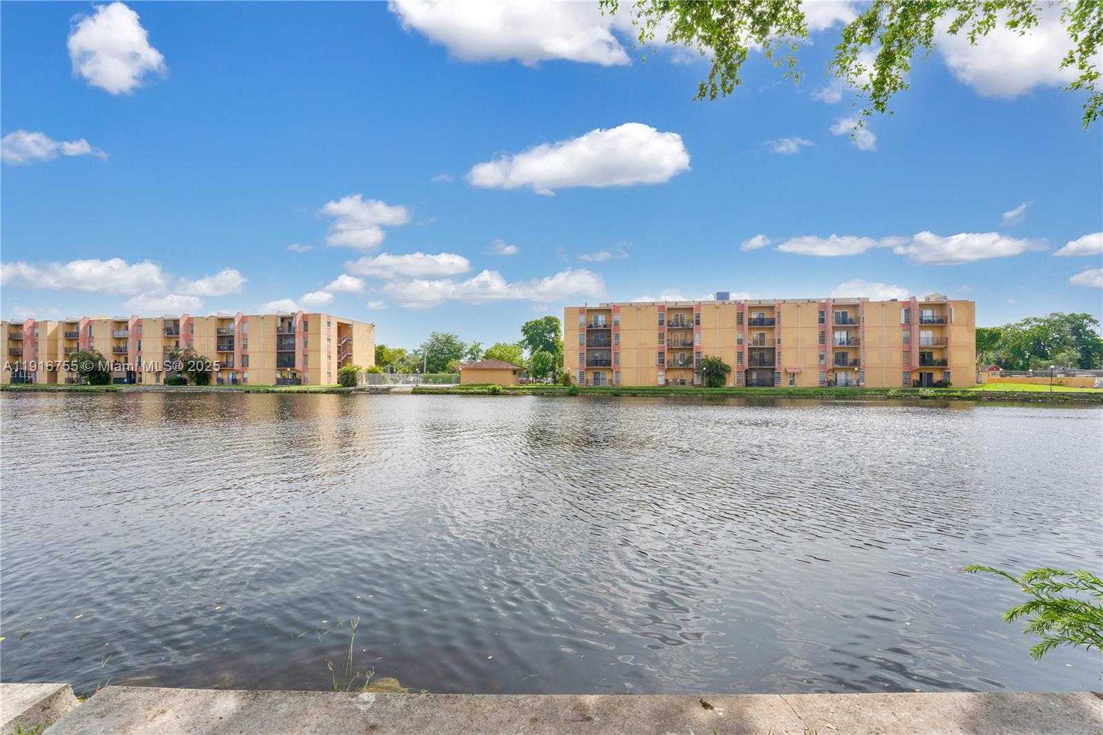 Small Image of 4705 NORTH WEST 7TH ST #101-7, Miami Number 20