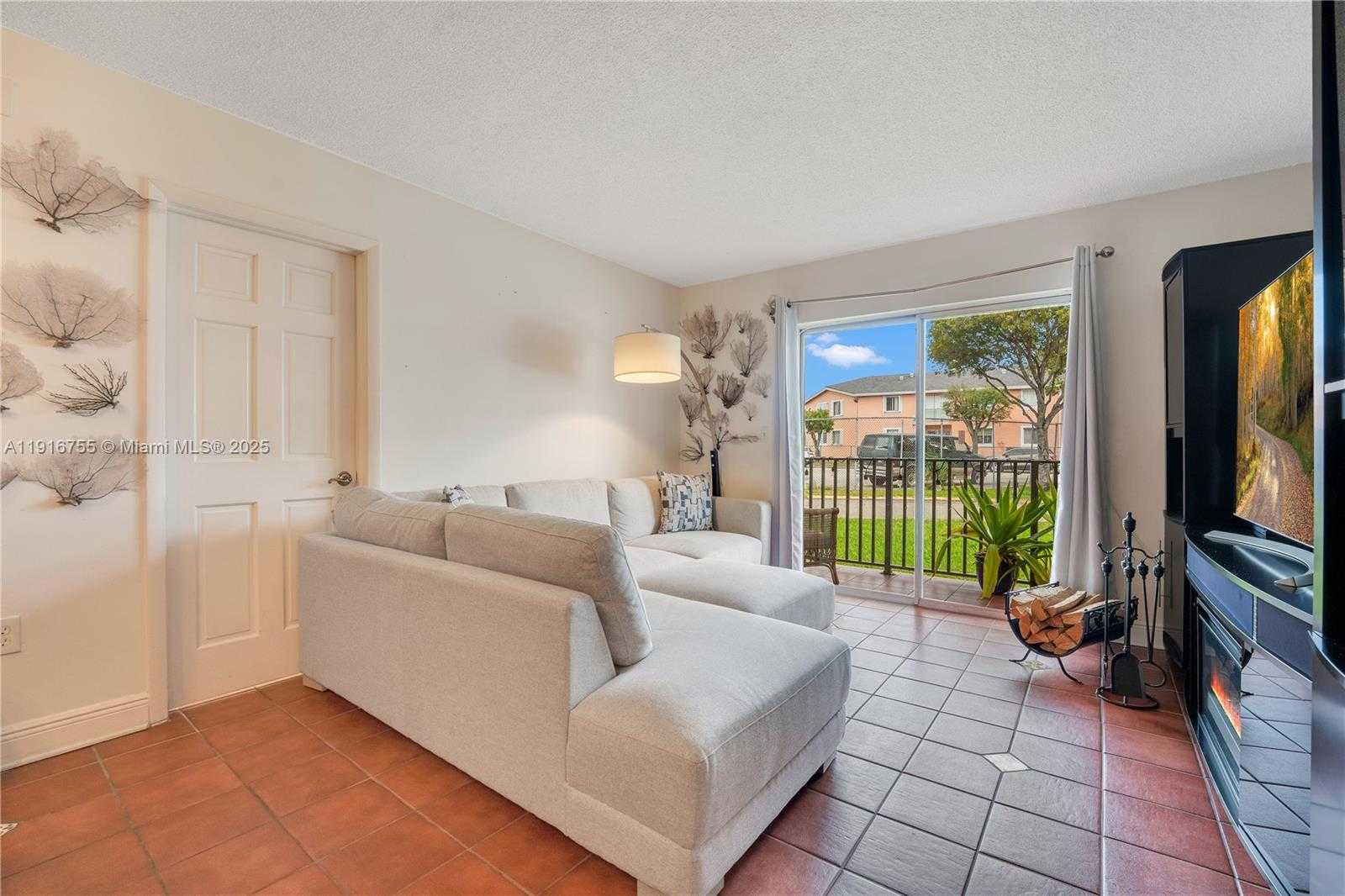 Small Image of 4705 NORTH WEST 7TH ST #101-7, Miami Number 6