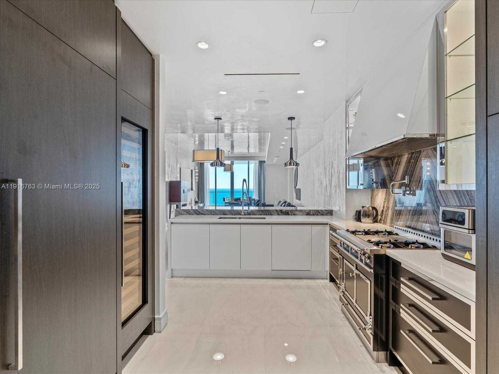 Small Image of 17901 COLLINS AVE #2602, Sunny Isles Beach Number 14