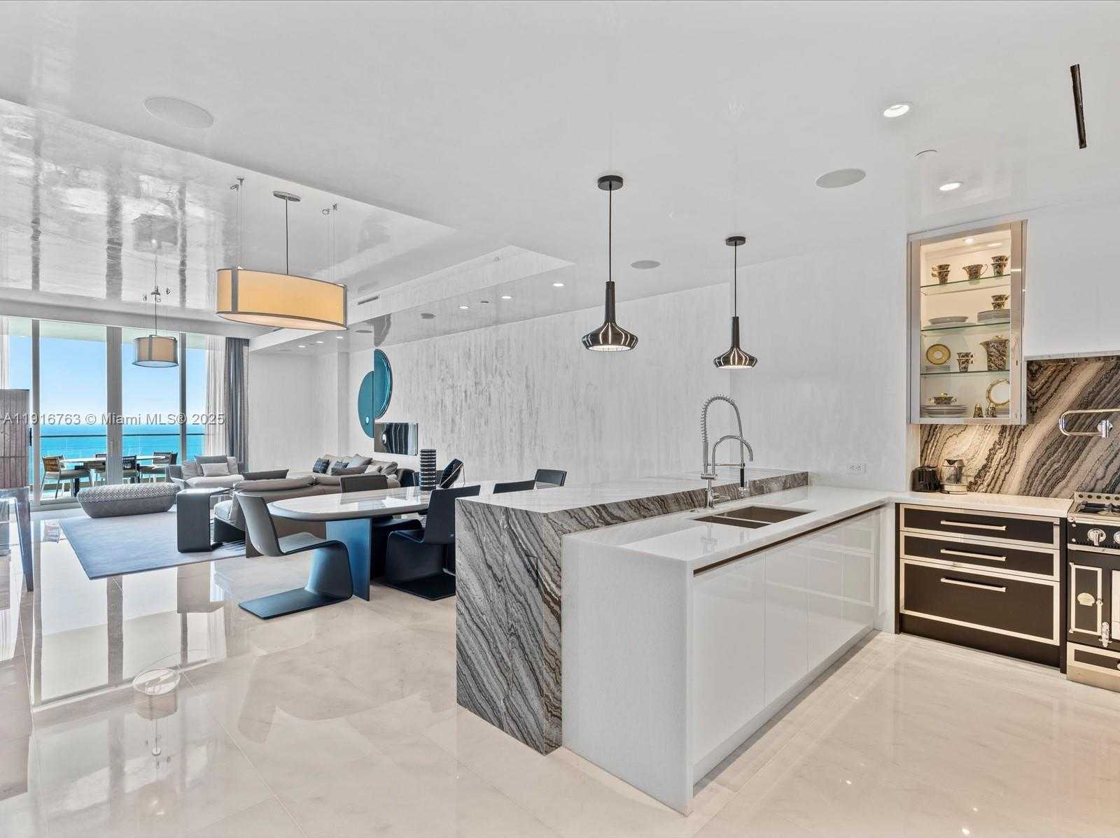 Small Image of 17901 COLLINS AVE #2602, Sunny Isles Beach Number 4