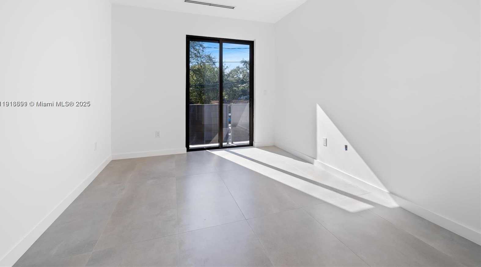 Small Image of 1533 SOUTH WEST 22ND TERRACE, Miami Number 17