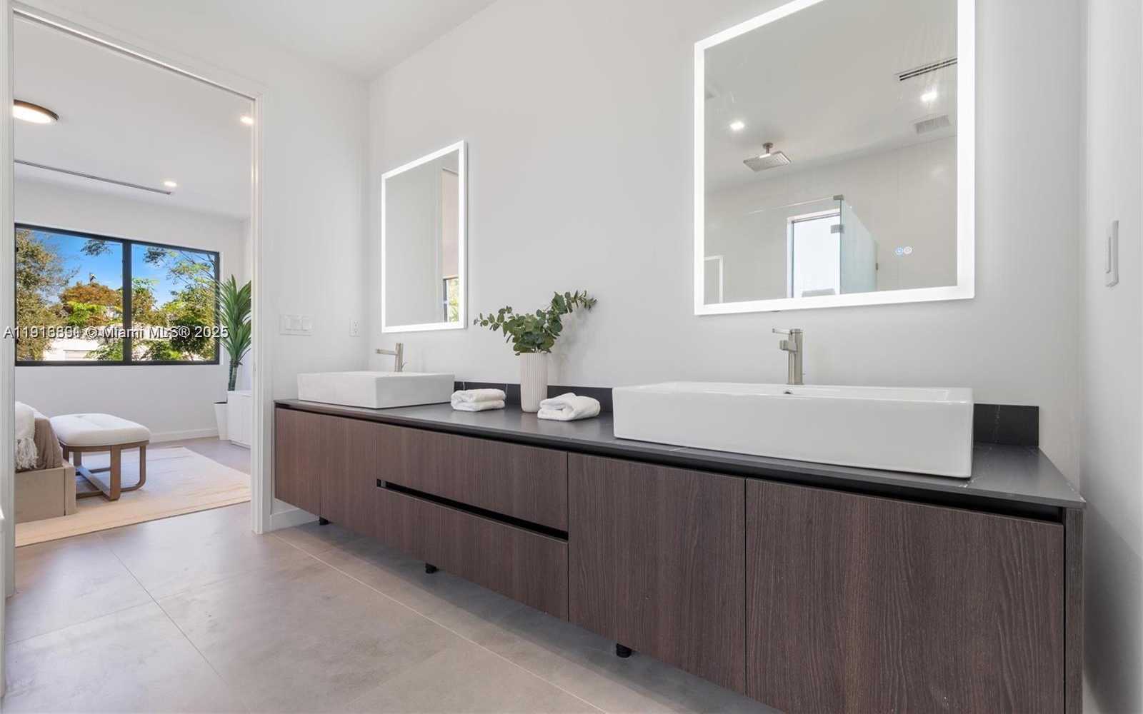 Small Image of 1533 SOUTH WEST 22ND TERRACE, Miami Number 20