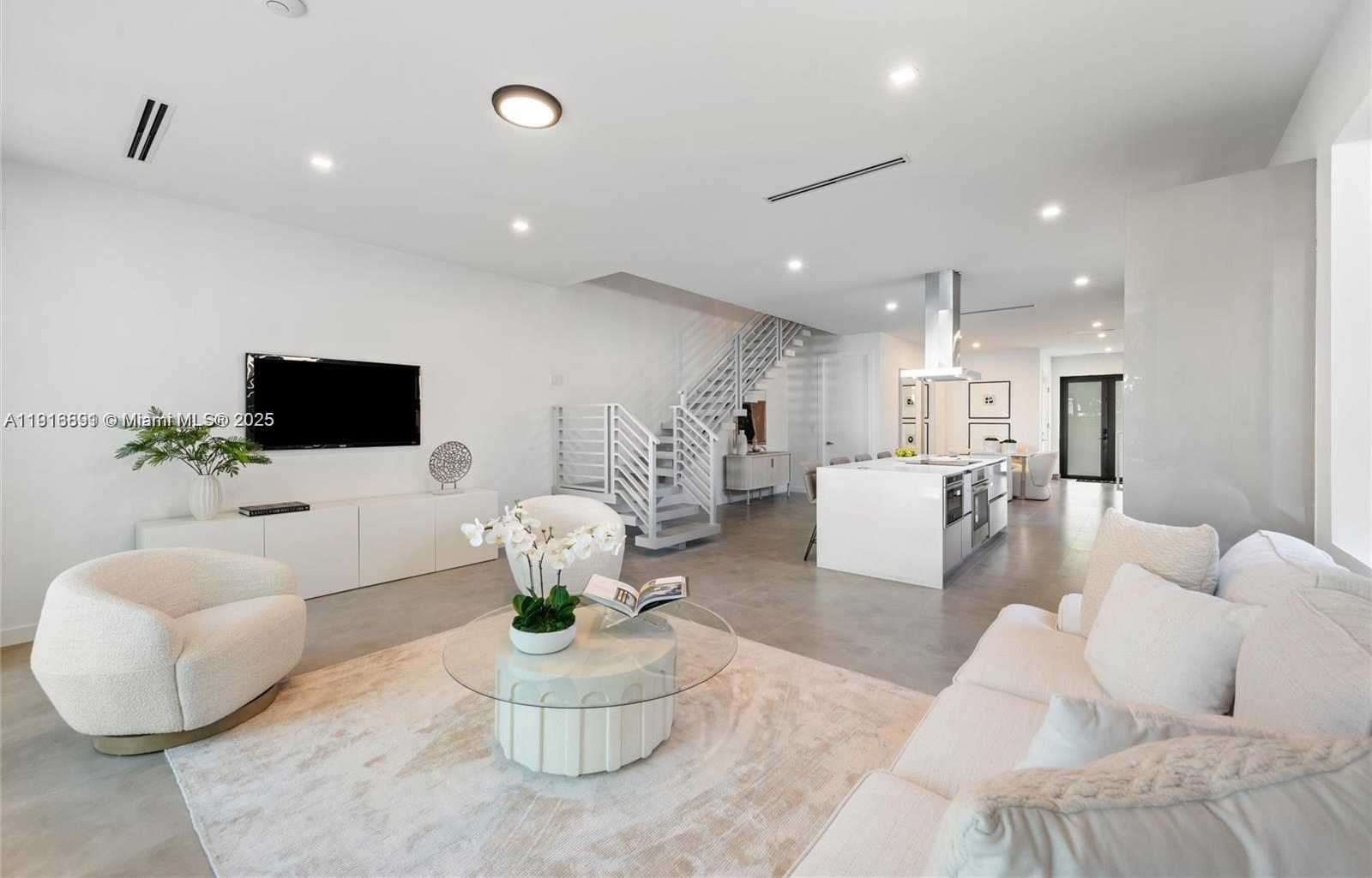 Small Image of 1533 SOUTH WEST 22ND TERRACE, Miami Number 4