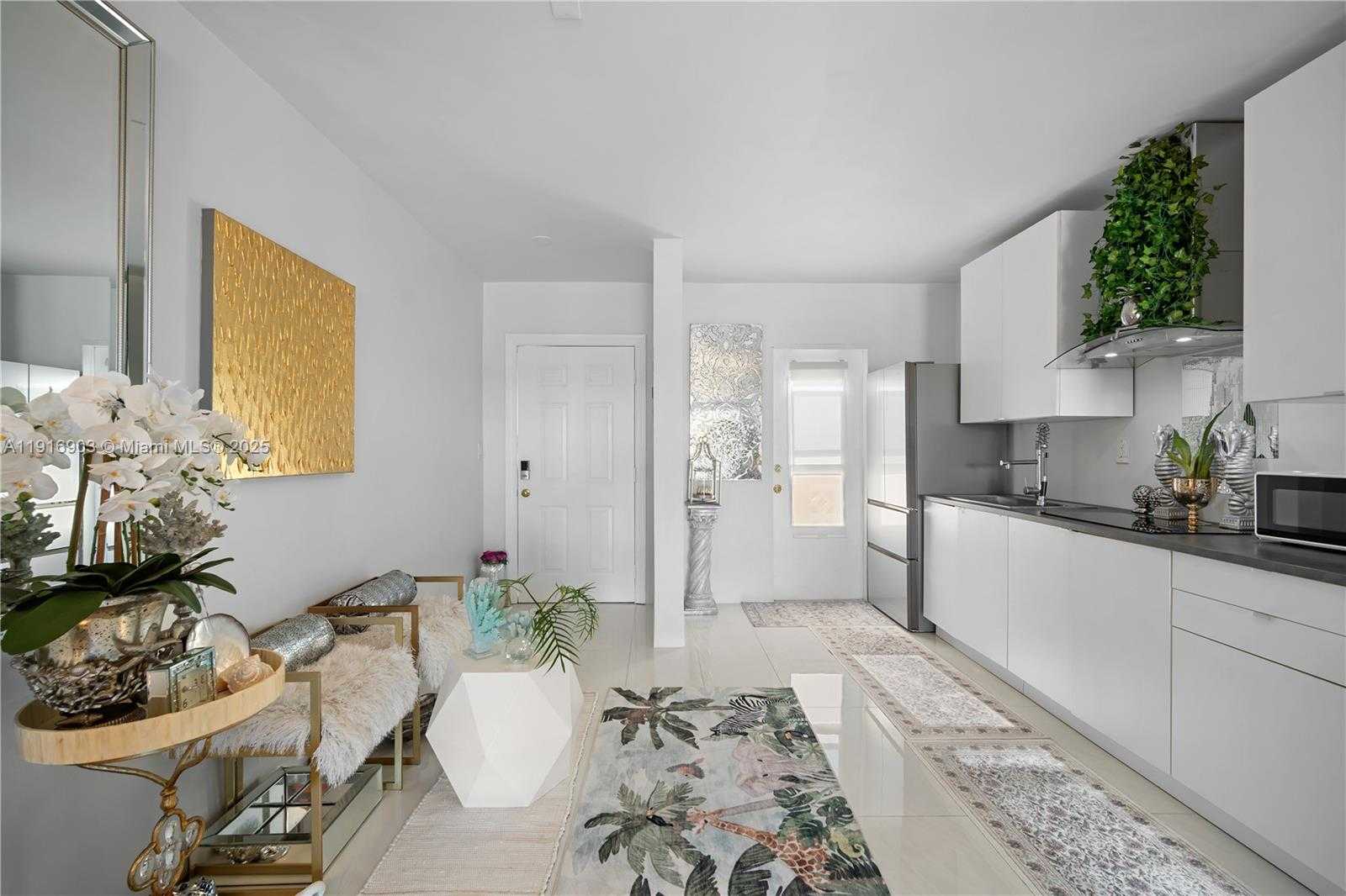 Small Image of 13105 IXORA CT #302, North Miami Number 10