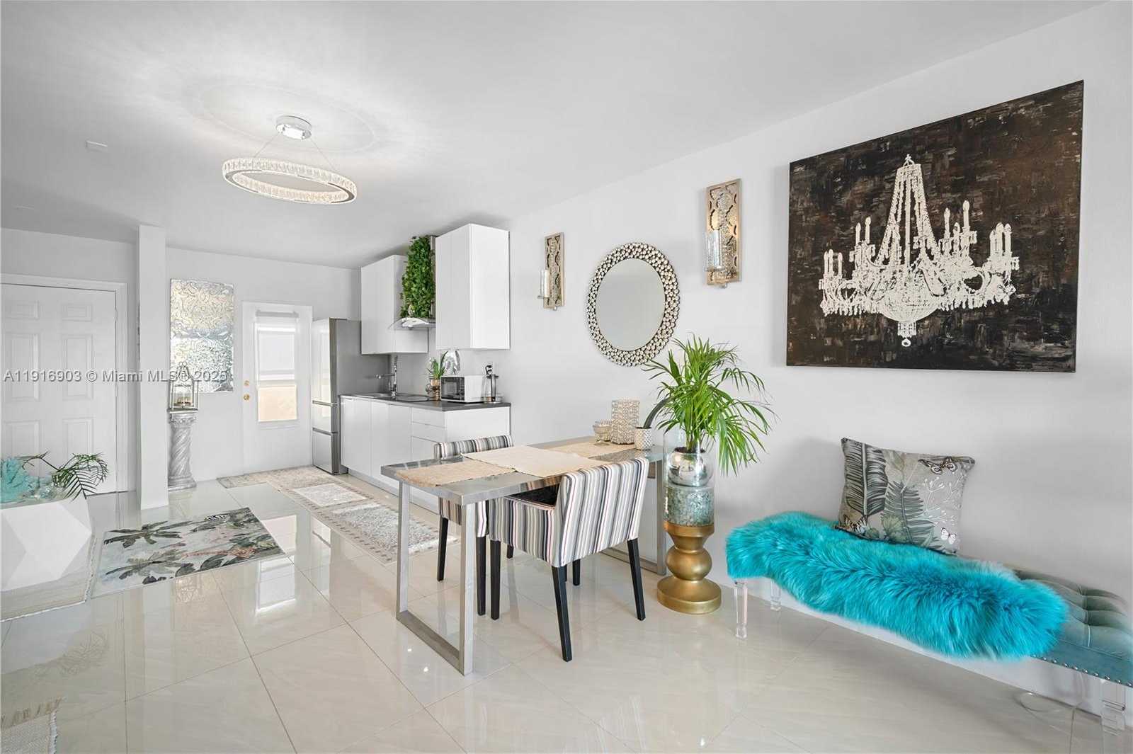 Small Image of 13105 IXORA CT #302, North Miami Number 12