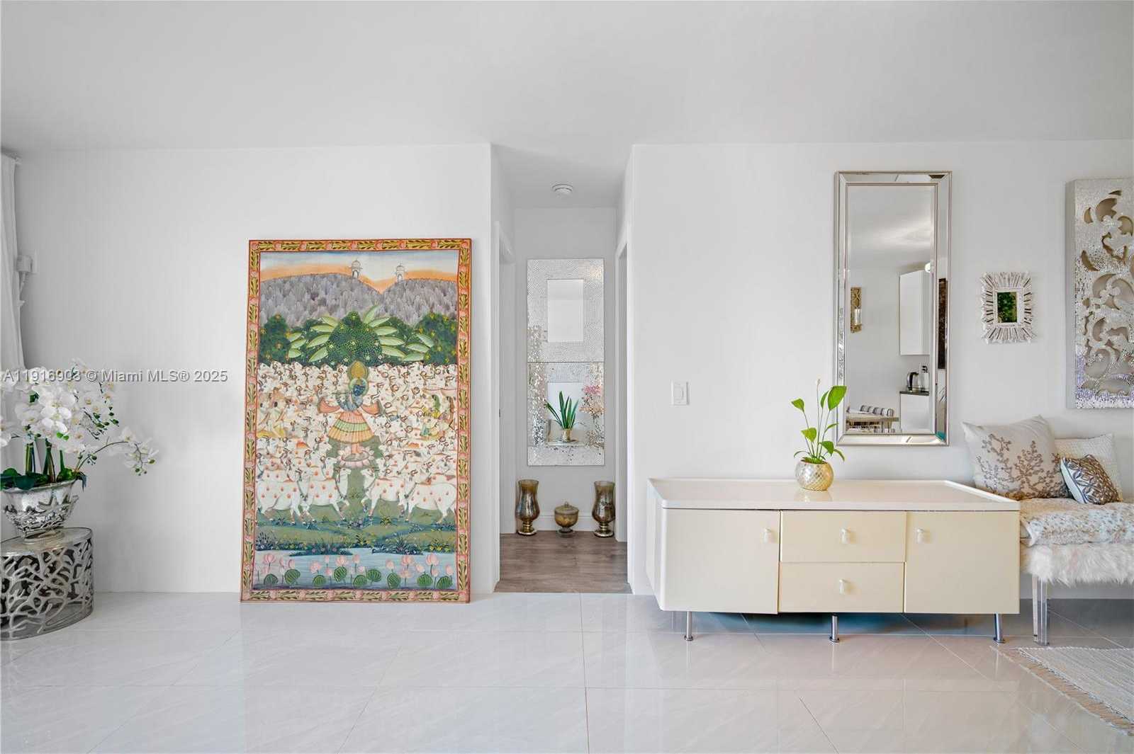 Small Image of 13105 IXORA CT #302, North Miami Number 16