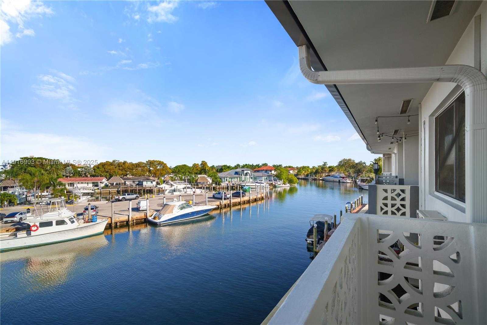 Small Image of 13105 IXORA CT #302, North Miami Number 23