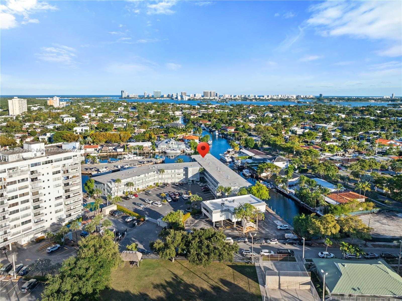 Small Image of 13105 IXORA CT #302, North Miami Number 28