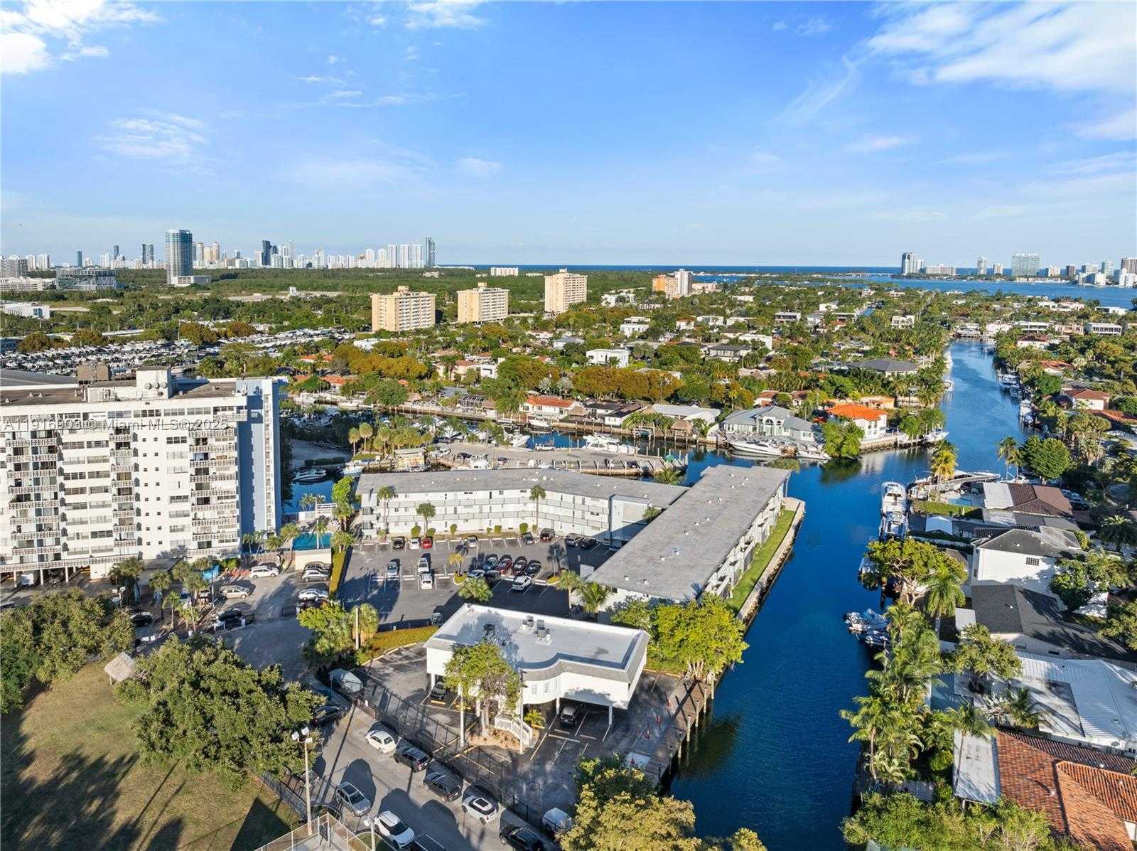 Small Image of 13105 IXORA CT #302, North Miami Number 32