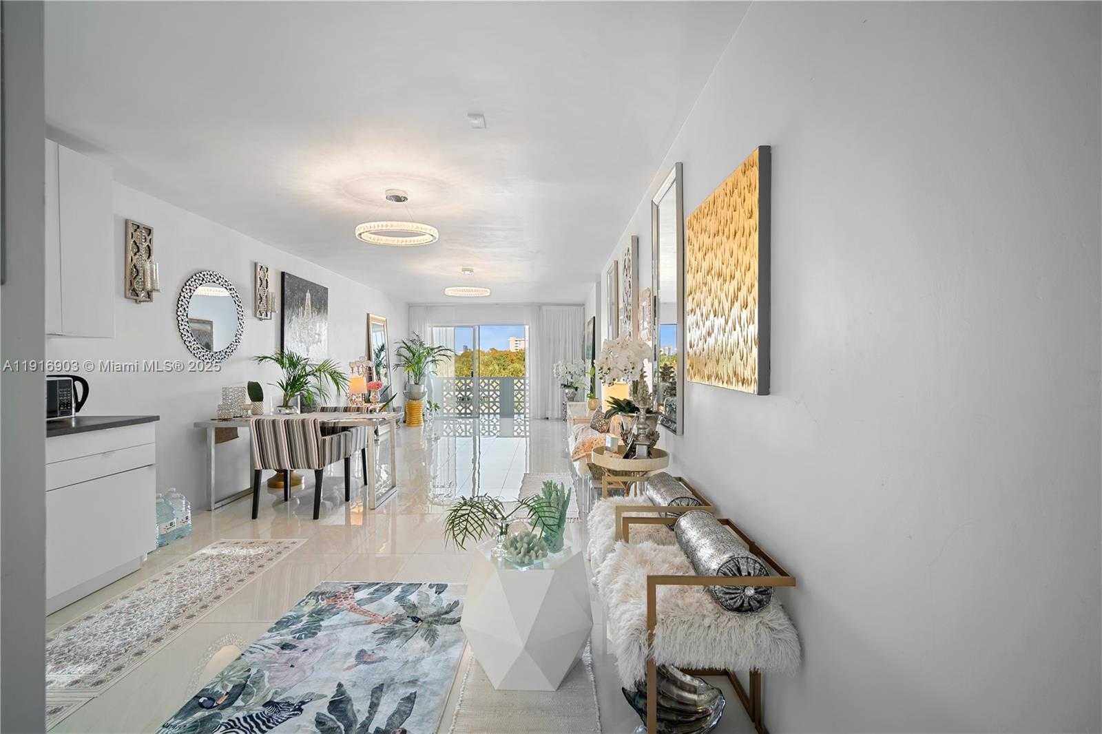 Small Image of 13105 IXORA CT #302, North Miami Number 5