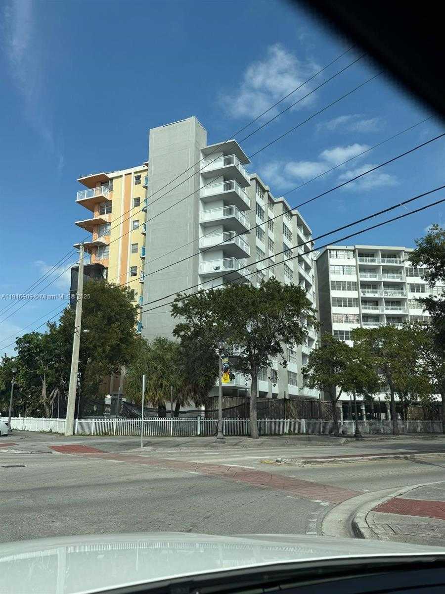 Small Image of 2025 NORTH EAST 164TH ST #605, North Miami Beach Number 4