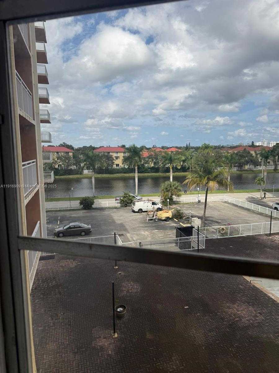 Small Image of 2025 NORTH EAST 164TH ST #605, North Miami Beach Number 6