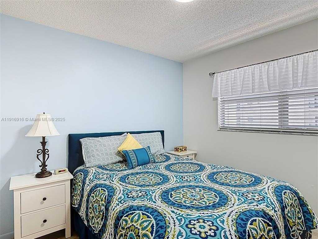 Small Image of 201 178TH DR #315, Sunny Isles Beach Number 10