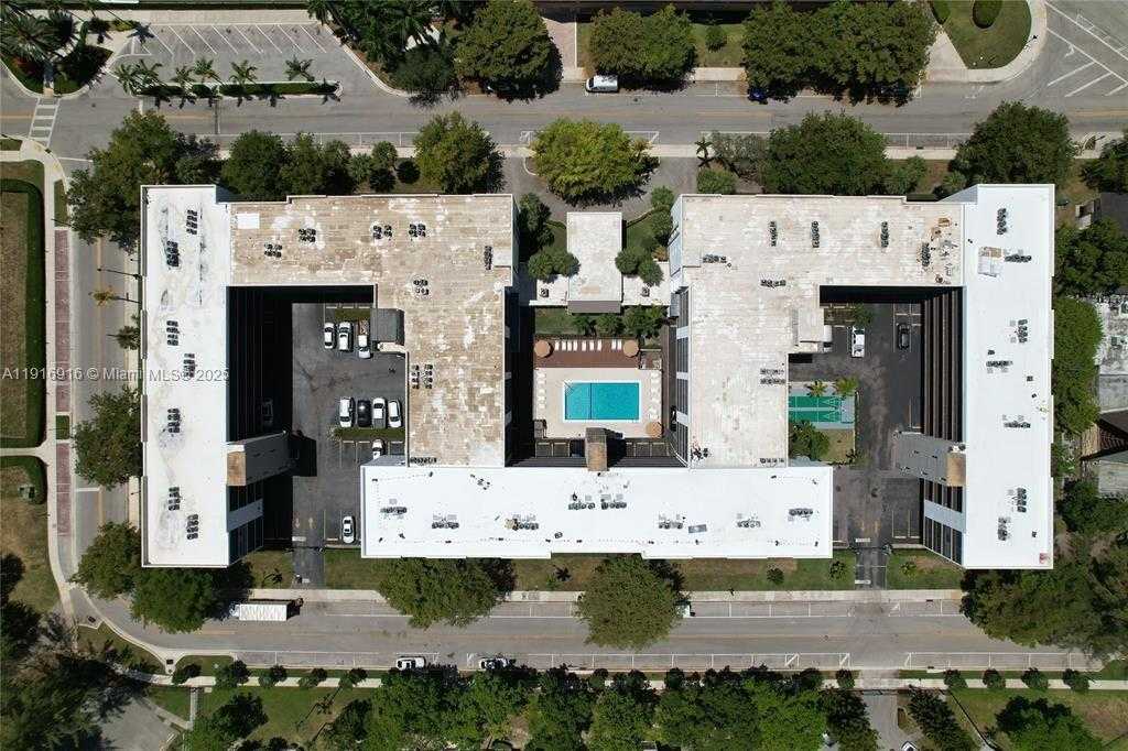 Small Image of 201 178TH DR #315, Sunny Isles Beach Number 38