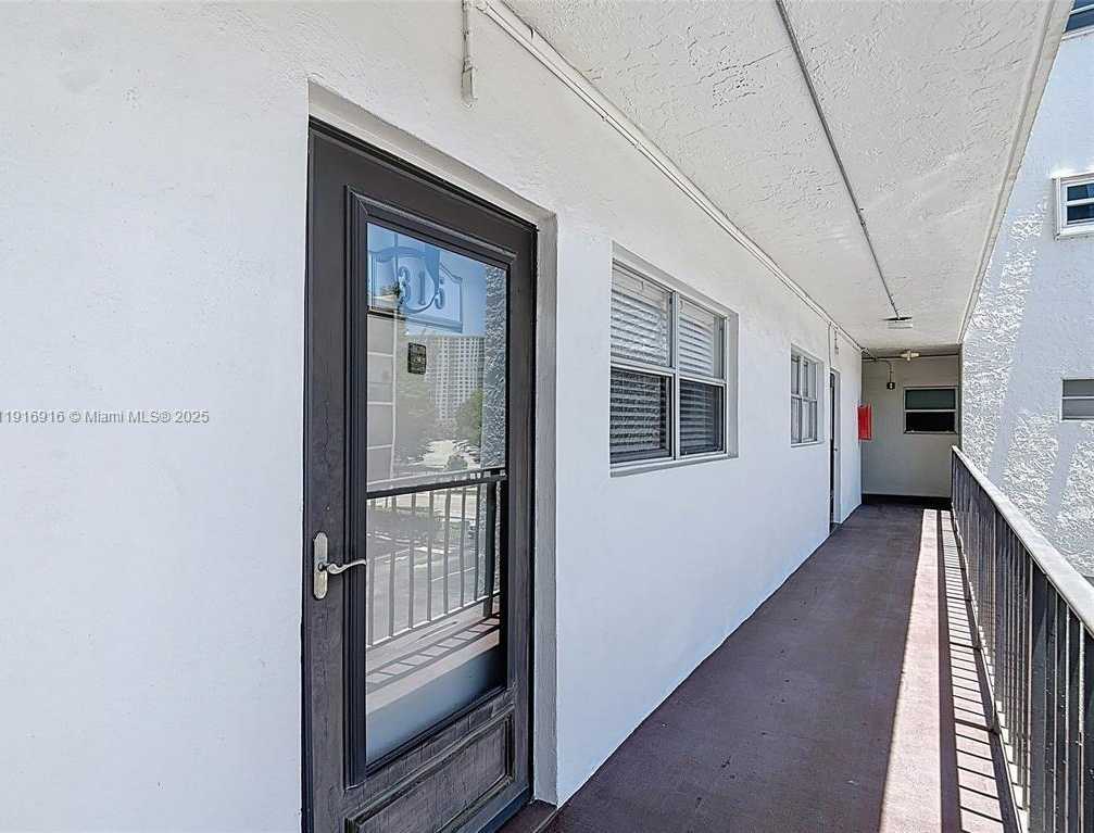 Small Image of 201 178TH DR #315, Sunny Isles Beach Number 47