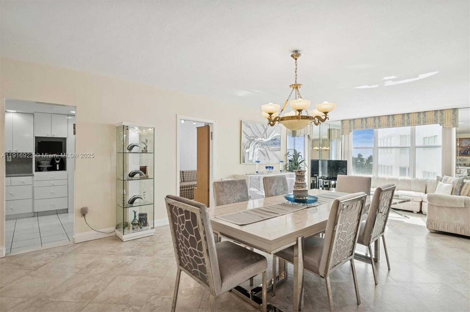 Small Image of 5001 COLLINS AVE #5G, Miami Beach Number 4