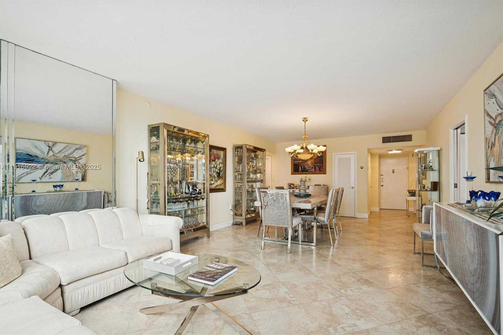 Small Image of 5001 COLLINS AVE #5G, Miami Beach Number 6