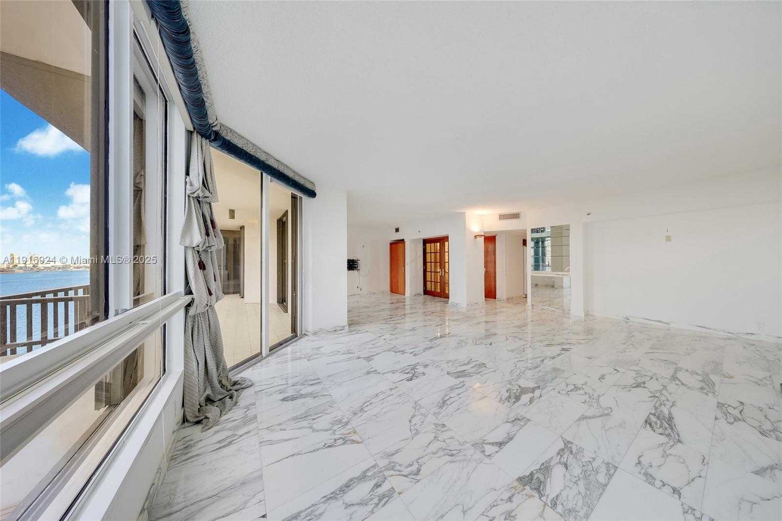 Small Image of 520 BRICKELL KEY DR #A1104, Miami Number 14