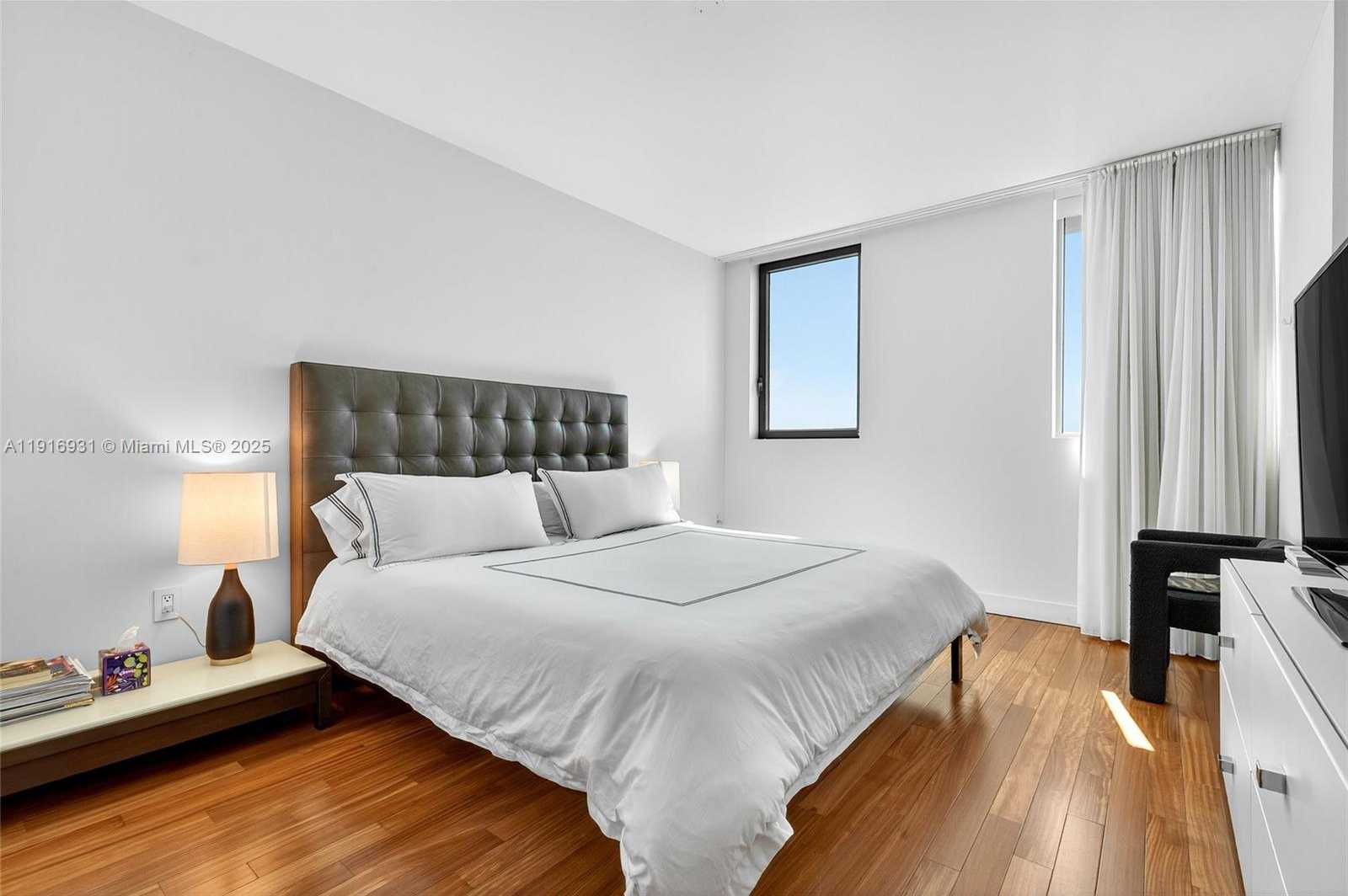 Small Image of 101 20TH ST #2902, Miami Beach Number 11