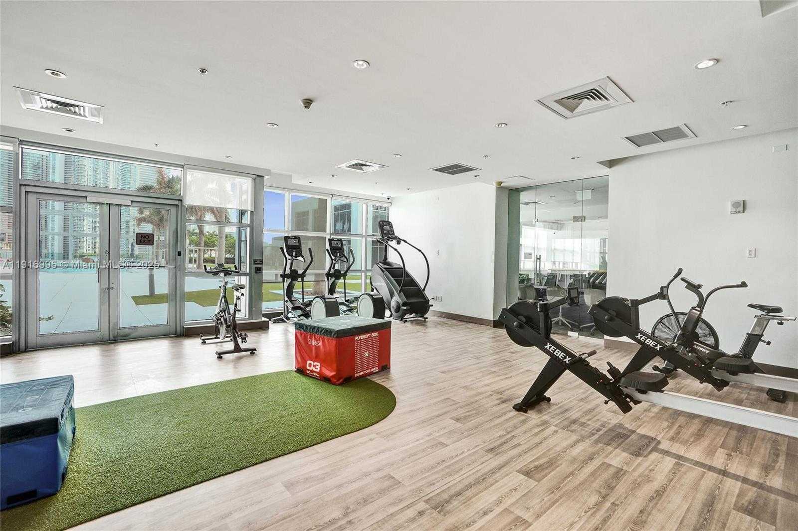 Small Image of 3301 NORTH EAST 1ST AVE #L0302, Miami Number 24