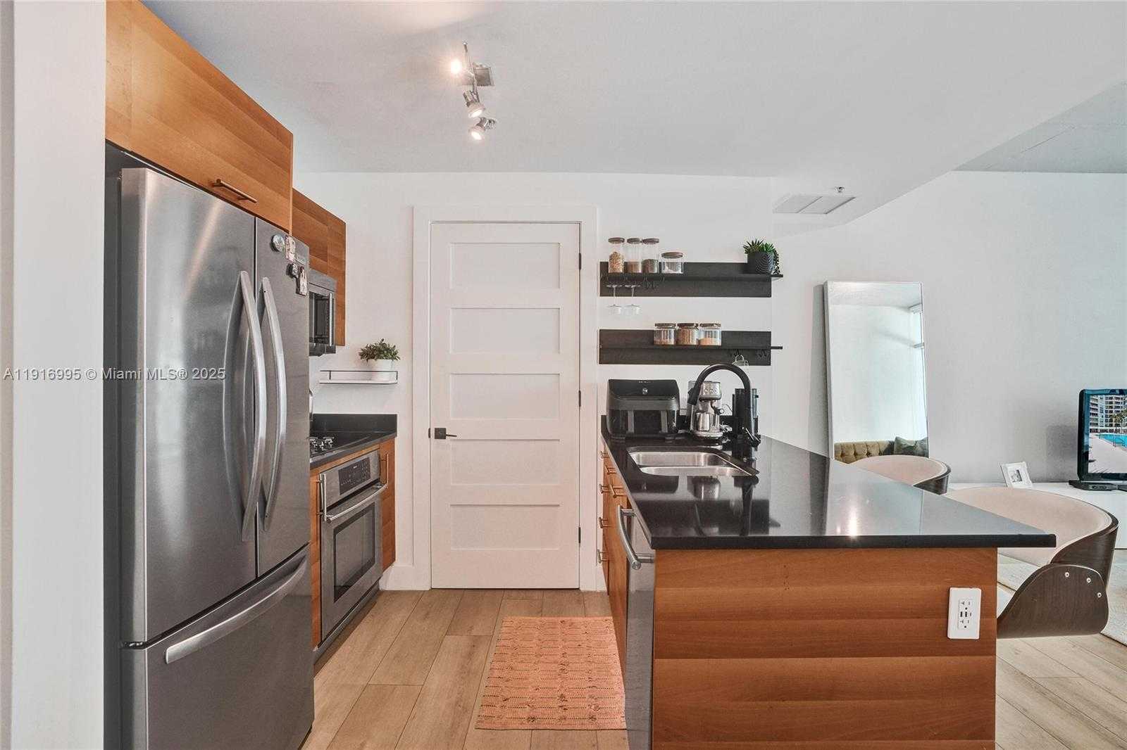 Small Image of 3301 NORTH EAST 1ST AVE #L0302, Miami Number 7