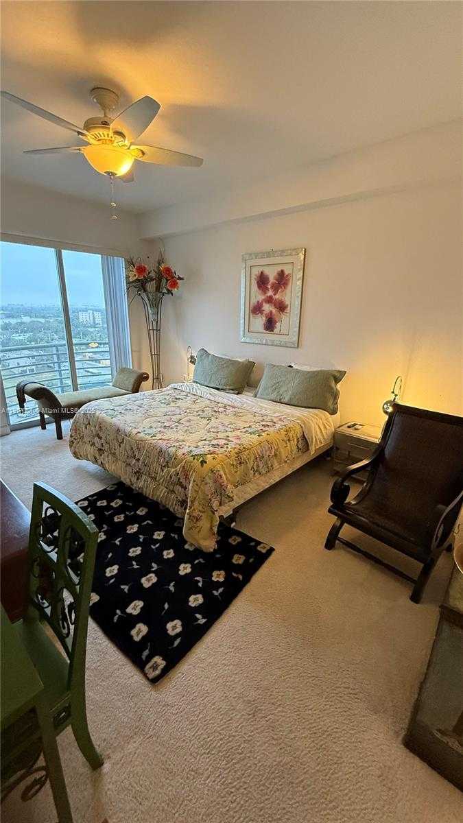 Small Image of 1830 RADIUS DR #1106, Hollywood Number 16