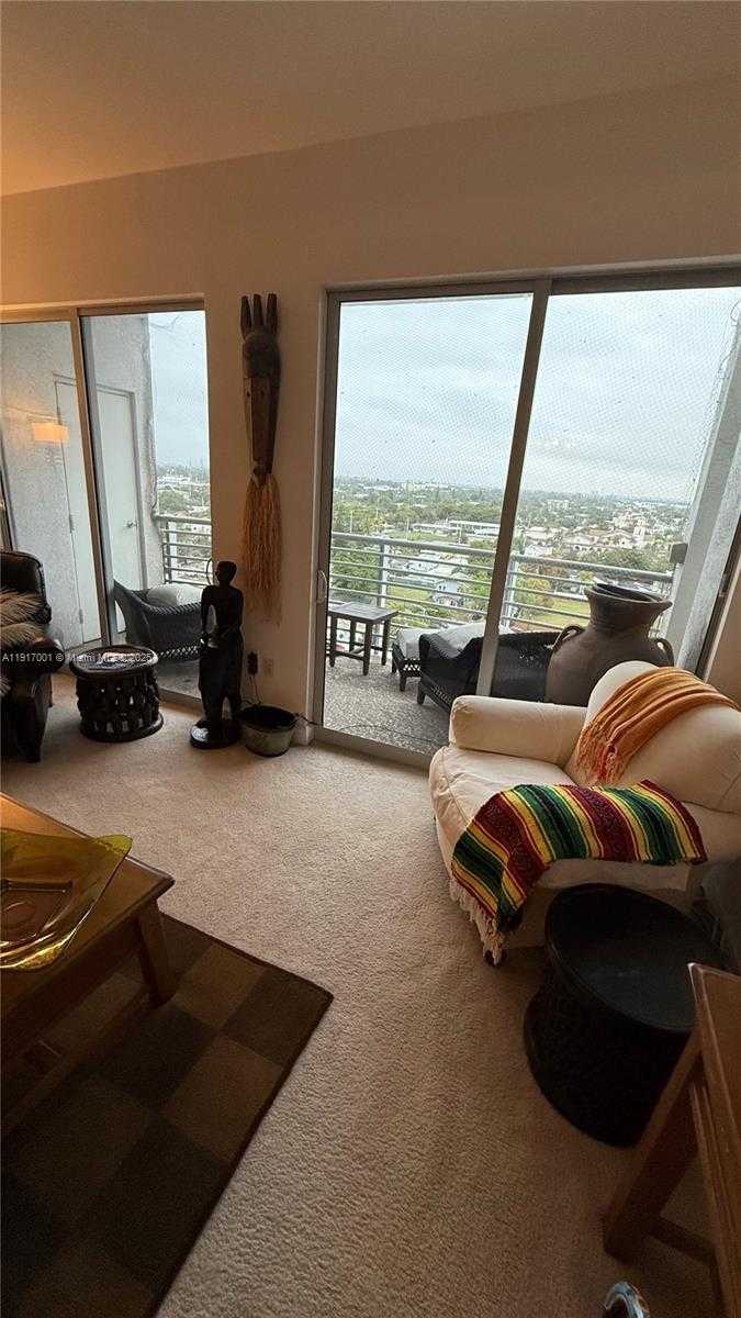 Small Image of 1830 RADIUS DR #1106, Hollywood Number 21