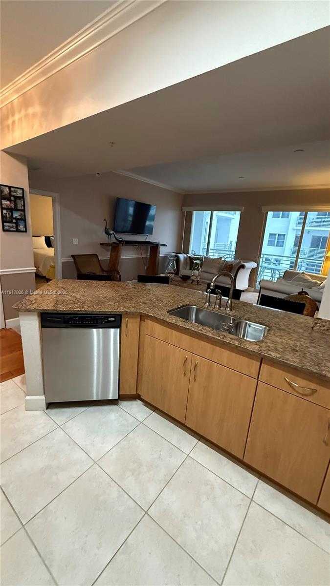 Small Image of 1830 RADIUS DR #1105, Hollywood Number 18