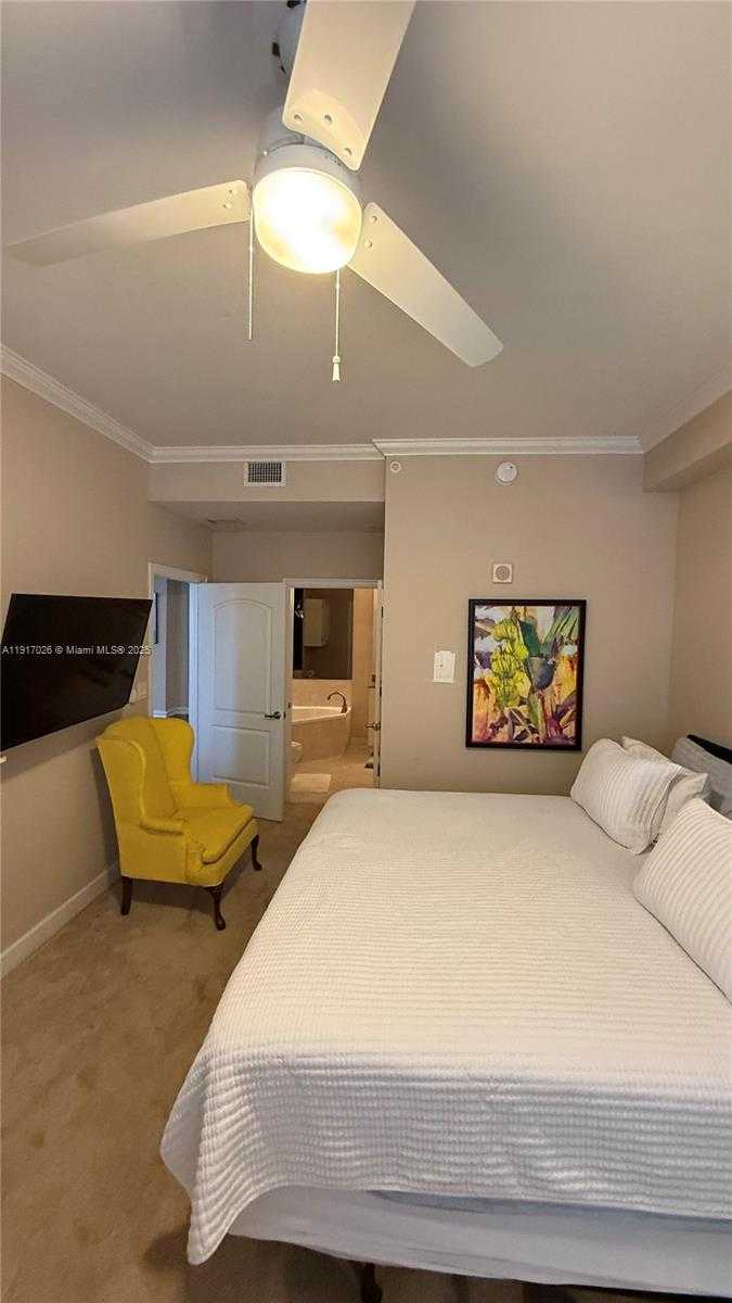 Small Image of 1830 RADIUS DR #1105, Hollywood Number 28