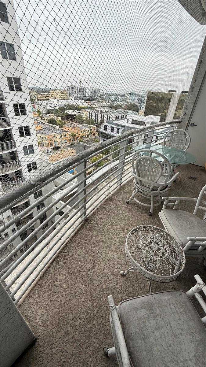 Small Image of 1830 RADIUS DR #1105, Hollywood Number 32