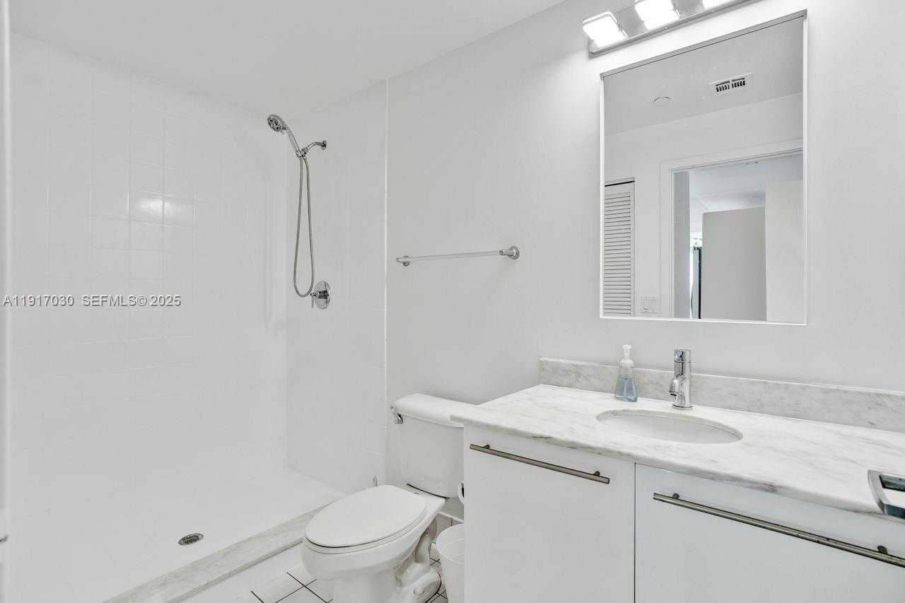 Small Image of 888 BISCAYNE BLVD #2904, Miami Number 23