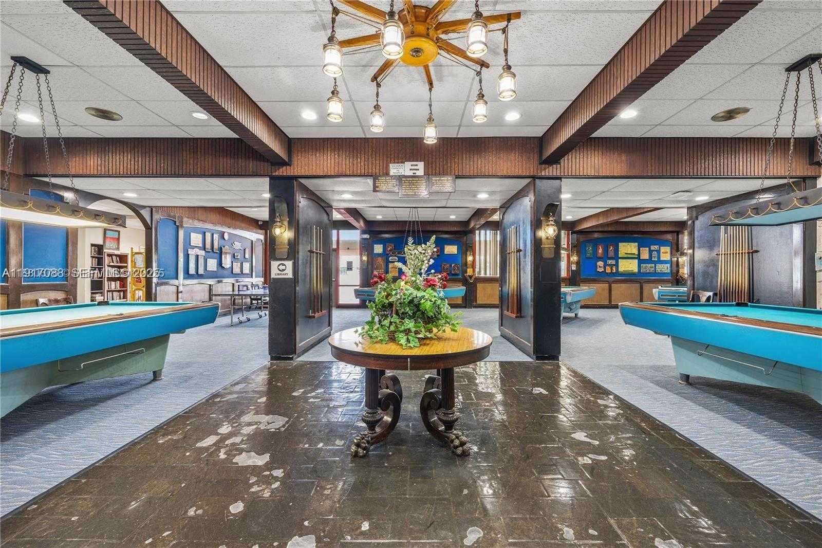 Small Image of 2859 LEONARD DR #G403, Aventura Number 13