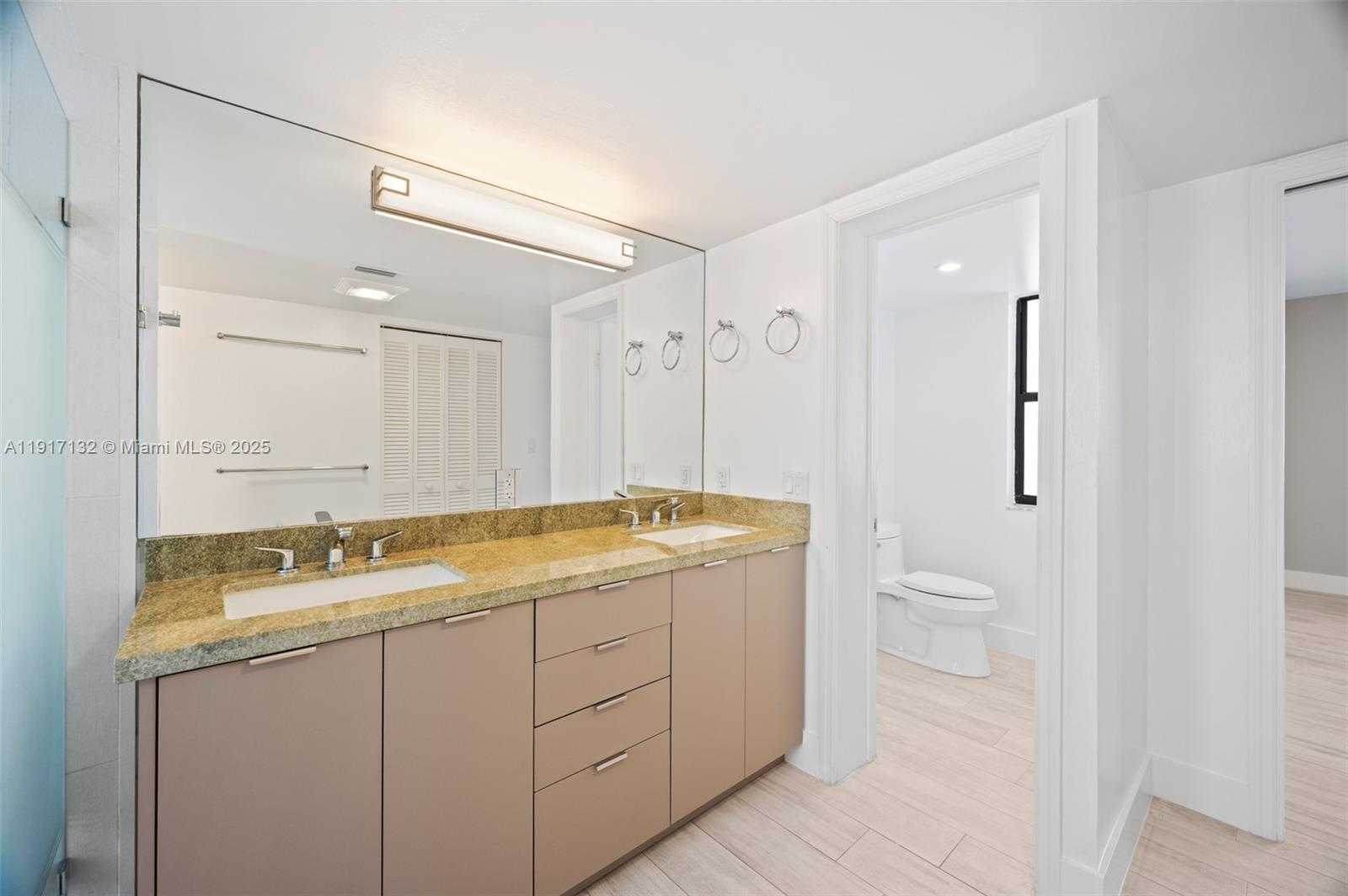 Small Image of 441 VALENCIA AVE #1201, Coral Gables Number 19