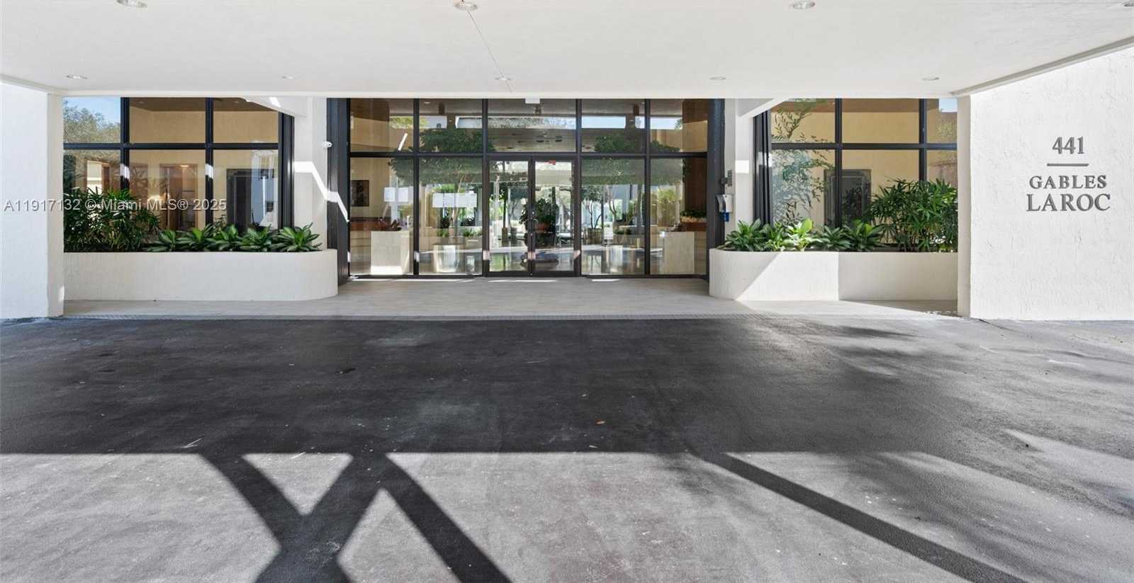 Small Image of 441 VALENCIA AVE #1201, Coral Gables Number 2