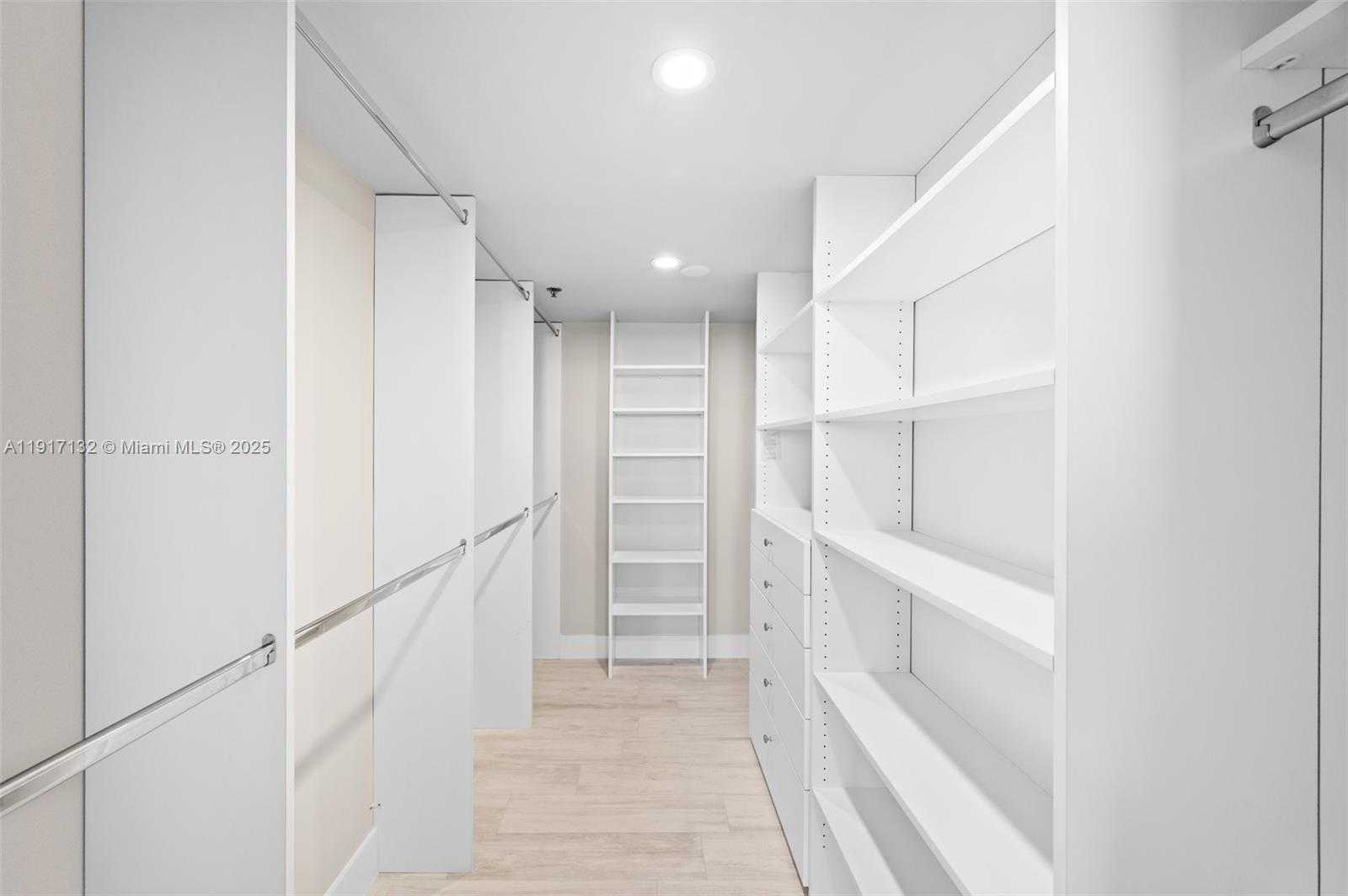 Small Image of 441 VALENCIA AVE #1201, Coral Gables Number 21