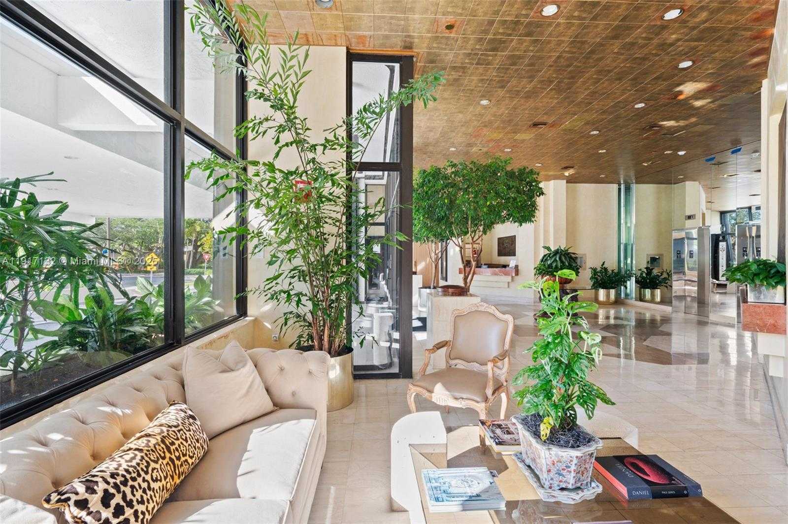 Small Image of 441 VALENCIA AVE #1201, Coral Gables Number 4