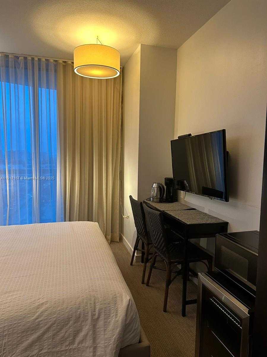 Small Image of 17315 COLLINS AVE #2006, Sunny Isles Beach Number 13