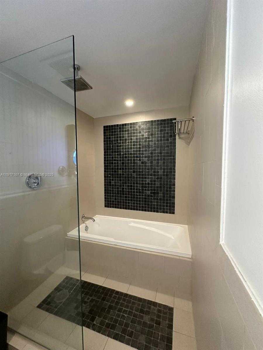 Small Image of 17315 COLLINS AVE #2006, Sunny Isles Beach Number 8