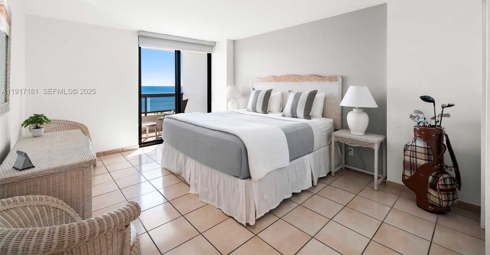 Small Image of 2555 COLLINS AVE #805, Miami Beach Number 13