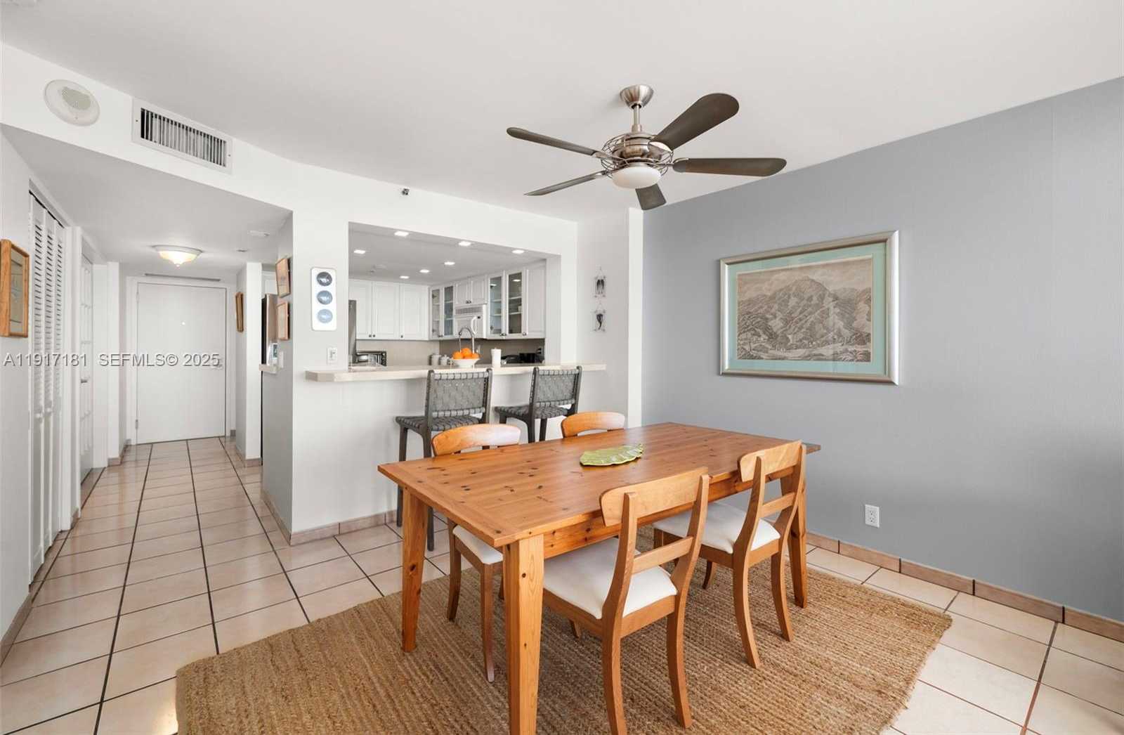 Small Image of 2555 COLLINS AVE #805, Miami Beach Number 7