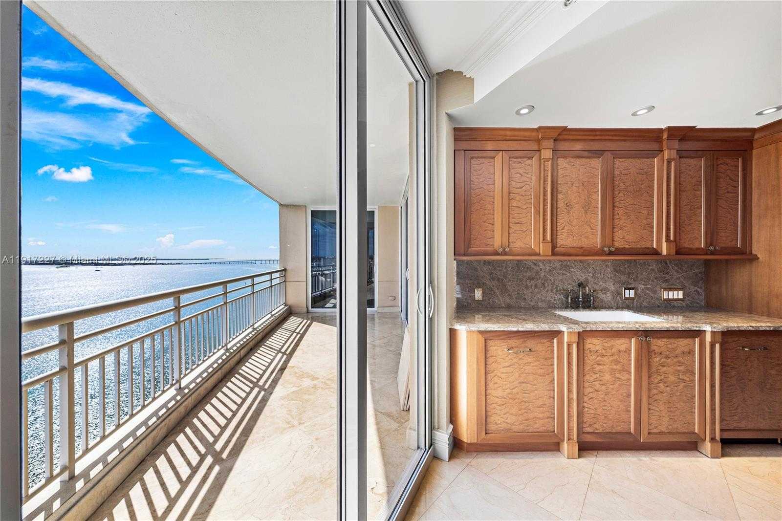Small Image of 808 BRICKELL KEY DR #1802, Miami Number 16