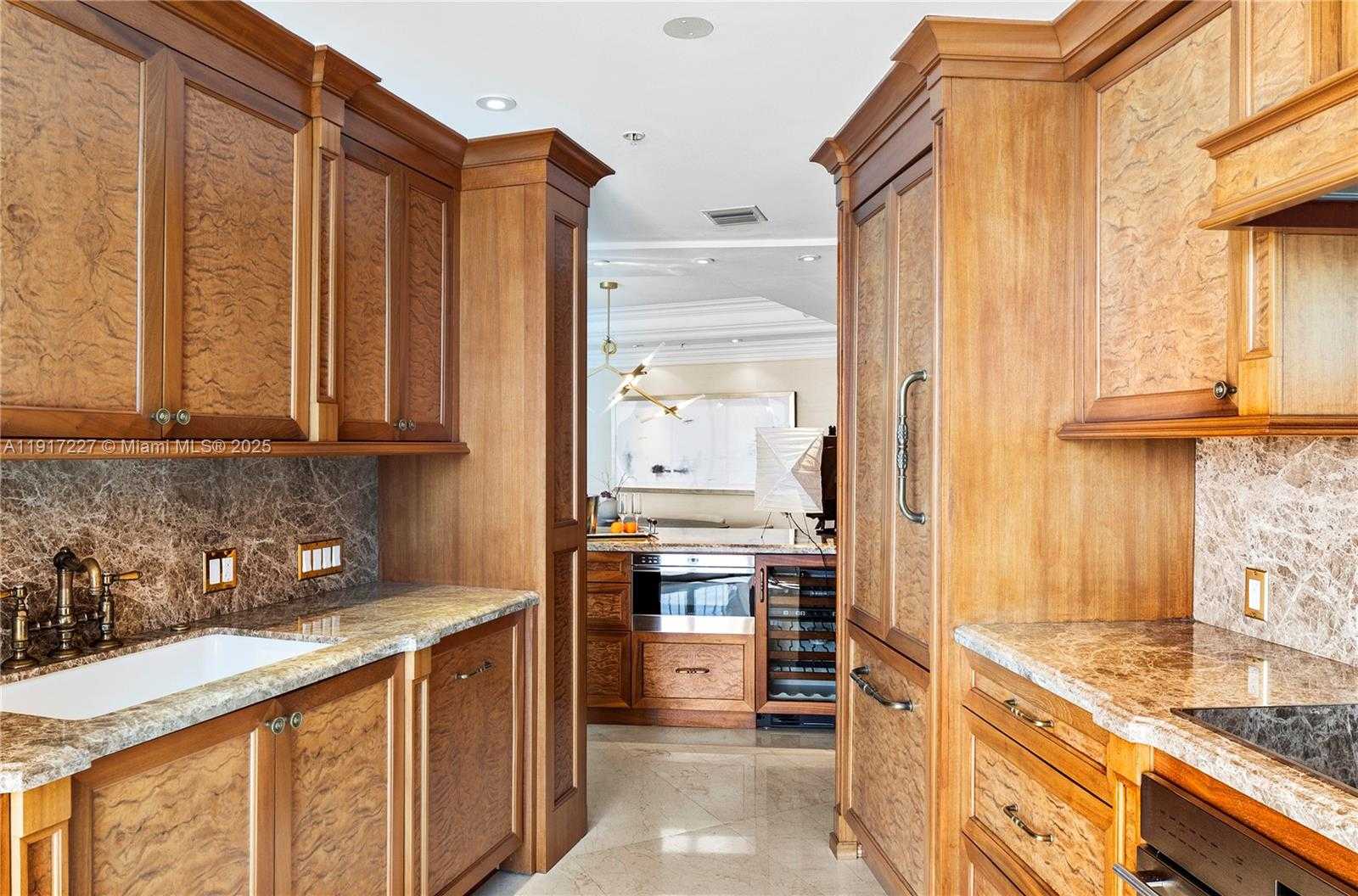 Small Image of 808 BRICKELL KEY DR #1802, Miami Number 18