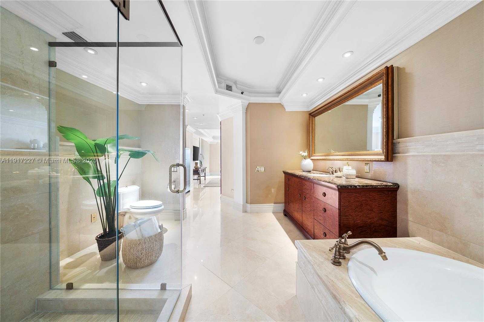 Small Image of 808 BRICKELL KEY DR #1802, Miami Number 25