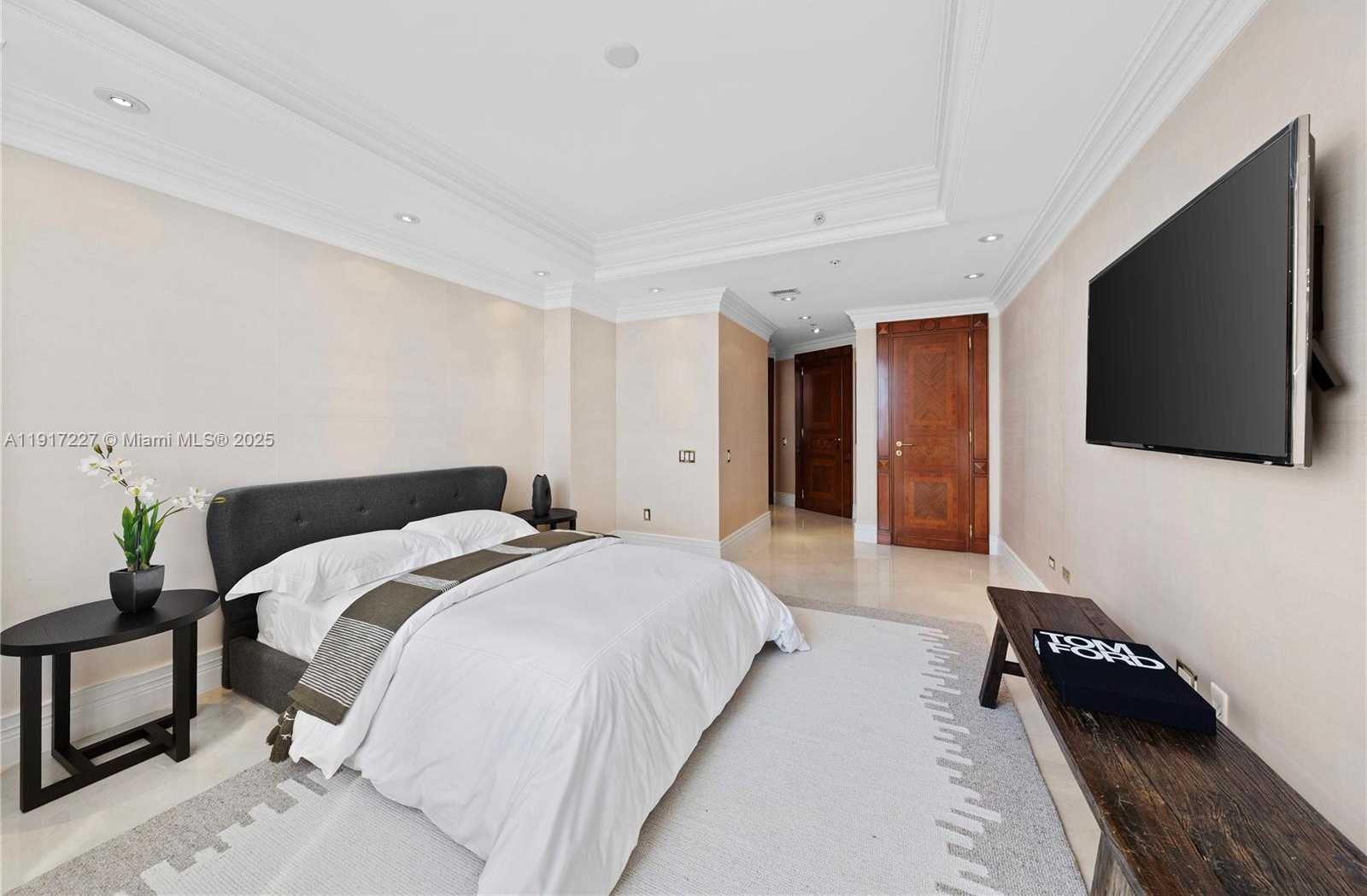 Small Image of 808 BRICKELL KEY DR #1802, Miami Number 28