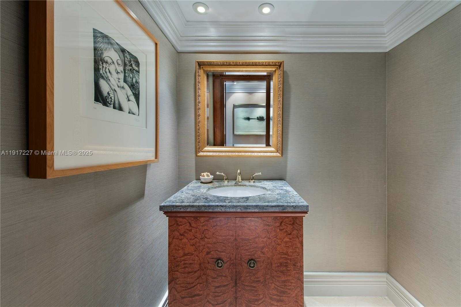 Small Image of 808 BRICKELL KEY DR #1802, Miami Number 30