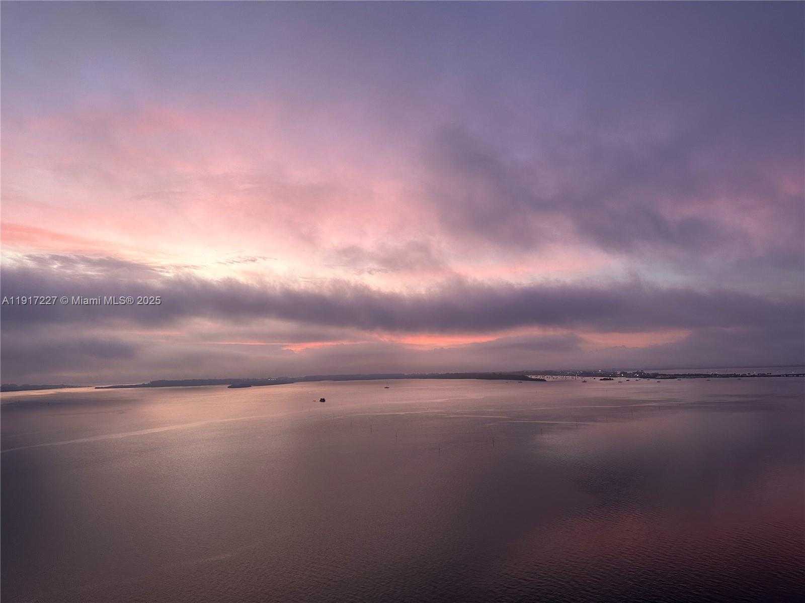 Small Image of 808 BRICKELL KEY DR #1802, Miami Number 31