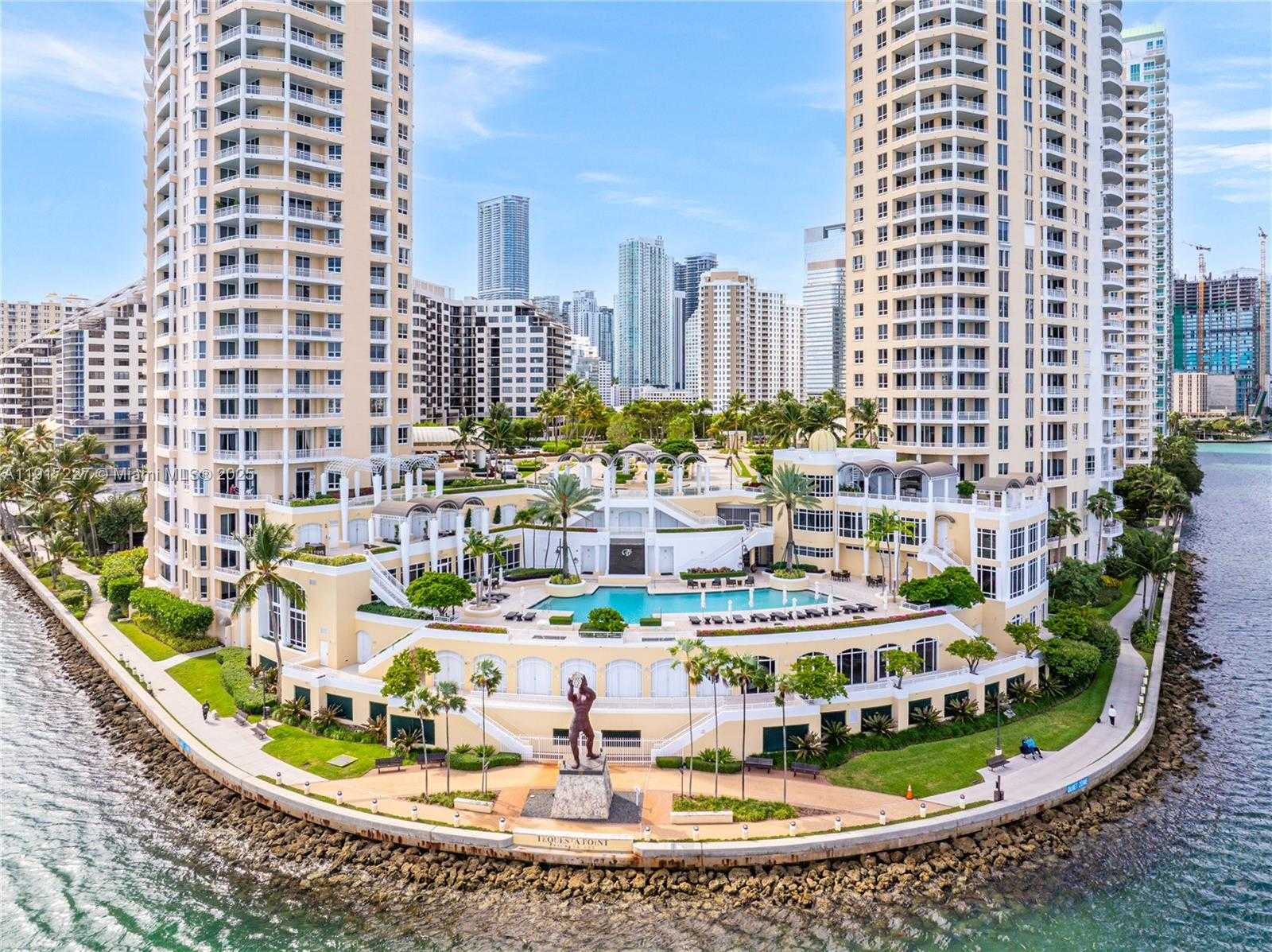 Small Image of 808 BRICKELL KEY DR #1802, Miami Number 34